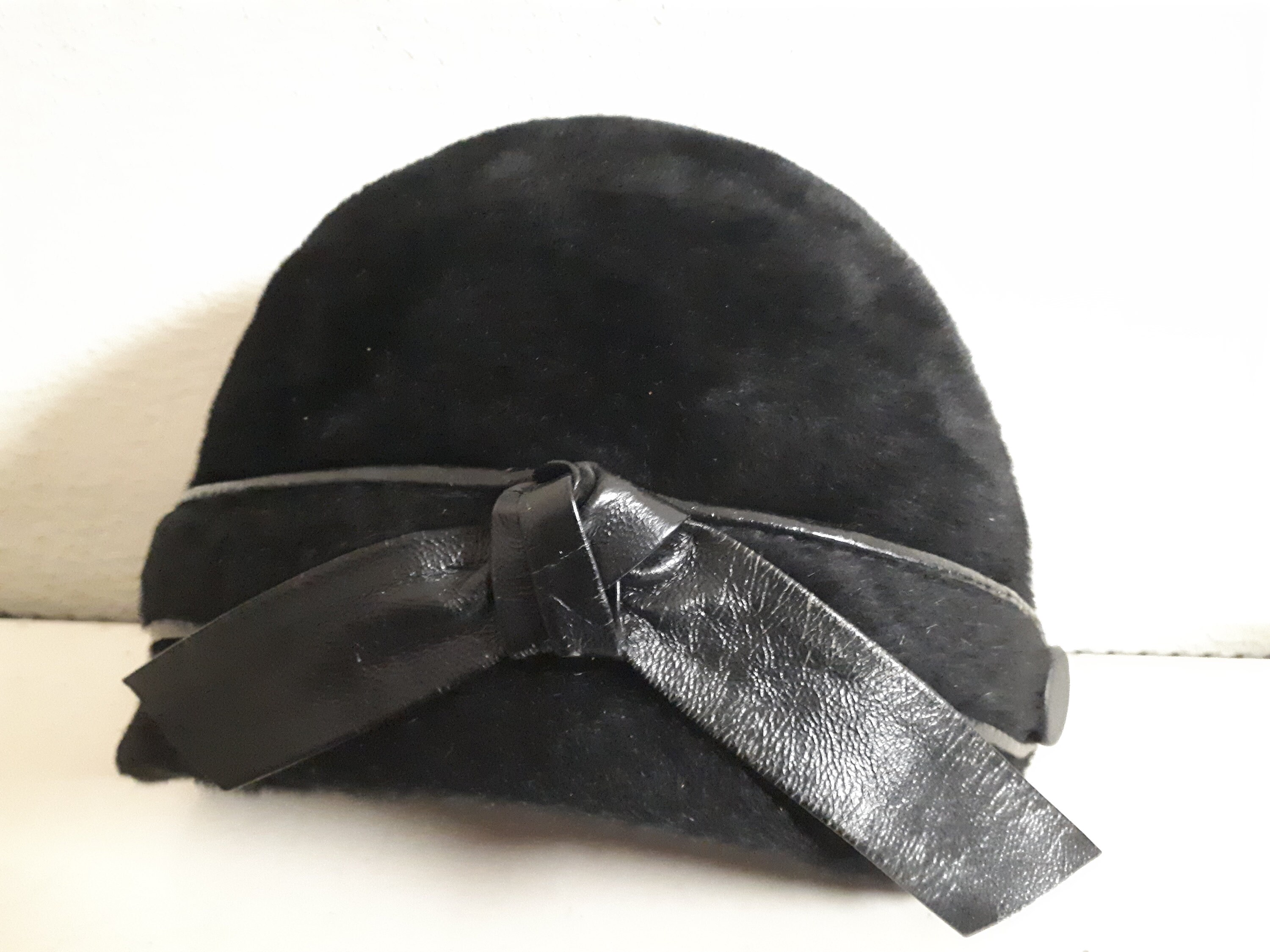 VINTAGE CLOCHE Hat, Black Hare Felt, Leather Application