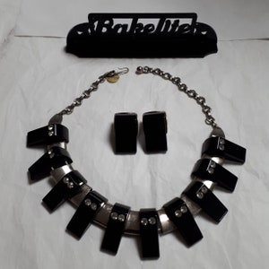 BAKELITE necklace, BLACK, forties, authentic bakelite tested image 2