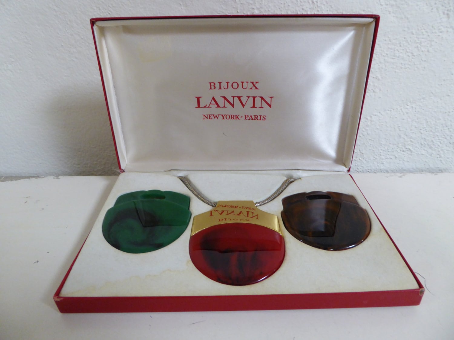 LANVIN Paris. Interchangeable pendant. Keira Knightley. 100% Authentic. Modernist.