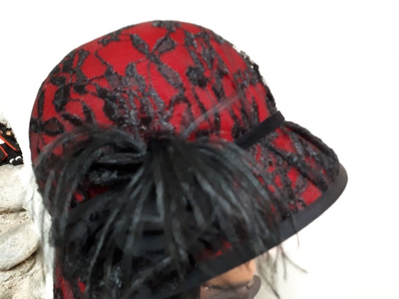 GATSBY Cloche Hat Downton Abbey Red Wool Felt and Black Lace 