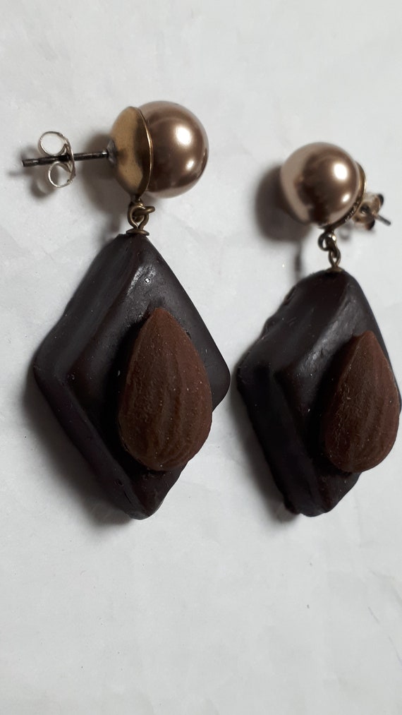 CHOCOLATE earrings, ROSA TEMPLIN, pralines, roasted almonds, German design, old stock