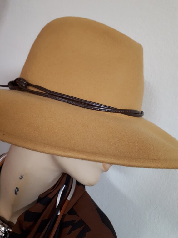 YELLOW wool felt hat, wide brim, fedora, vintage,