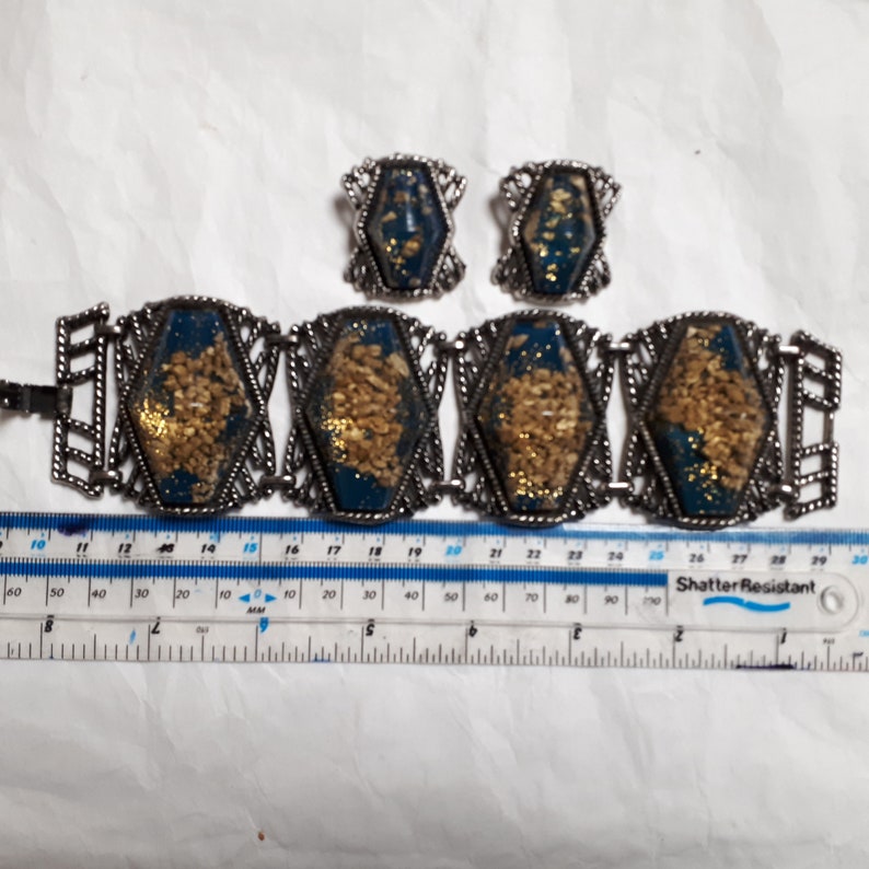 blue with glitter confetti /& earrings LARGE Lucite fifties bracelet