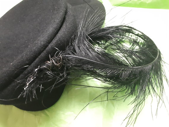 Vintage forties hat, black wool felt, cap with fe… - image 10