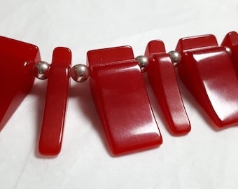 BAKELITE necklace, RED, real red, bright red.....gorgeous jewelry, extendable.