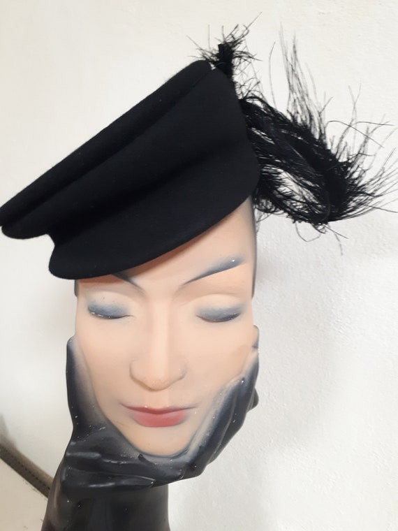 Vintage forties hat, black wool felt, cap with fe… - image 1