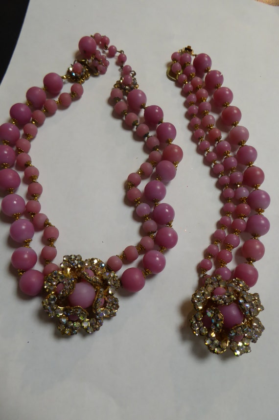 Miriam HASKELL - pink glass necklace and bracelet 