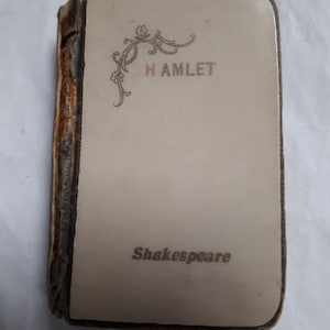 HAMLET, Shakespeare, miniature book CELLULOID cover, University Press Glasgow