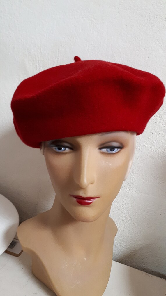 Vintage Red Beret by Pierre Laulhère 100% Wool Made in France Rare Woman french beret Parisienne, wool beret made in France  main image 2