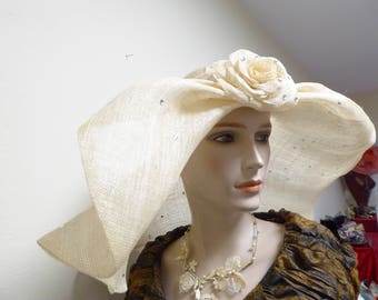 GREVI - wide-brimmed beige straw hat, rhinestones, bride