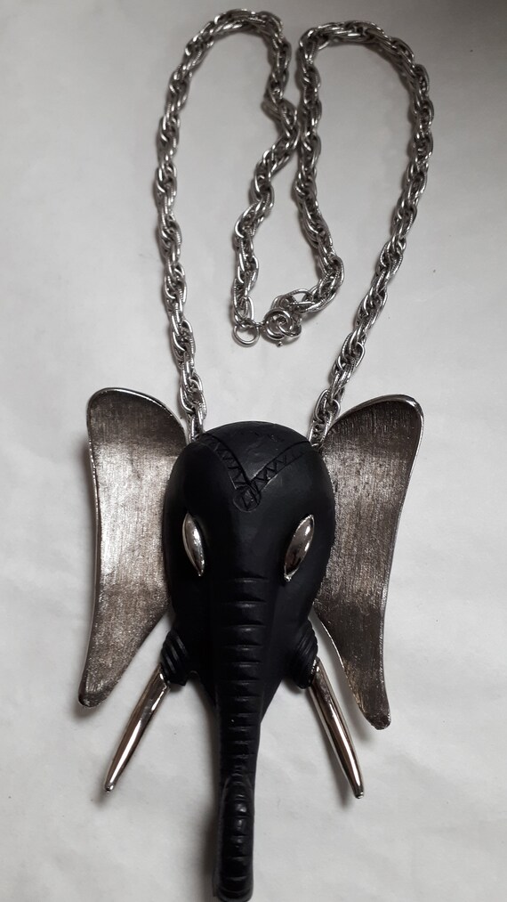 ELEPHANT pendant necklace, attrib to RAZZA, HUGE … - image 3