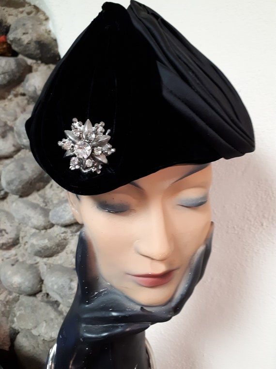 Vintage black HAT, satin & velvet, forties, rhine… - image 6