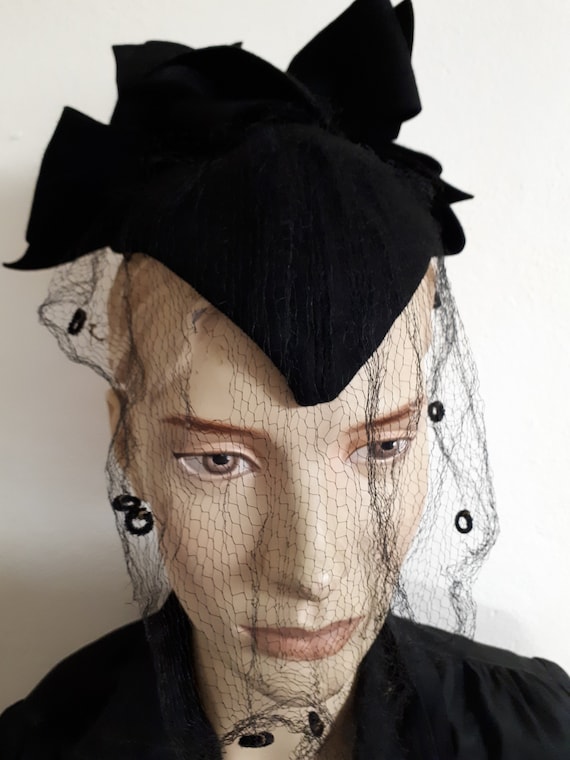 Vintage couture hat Women main image 4
