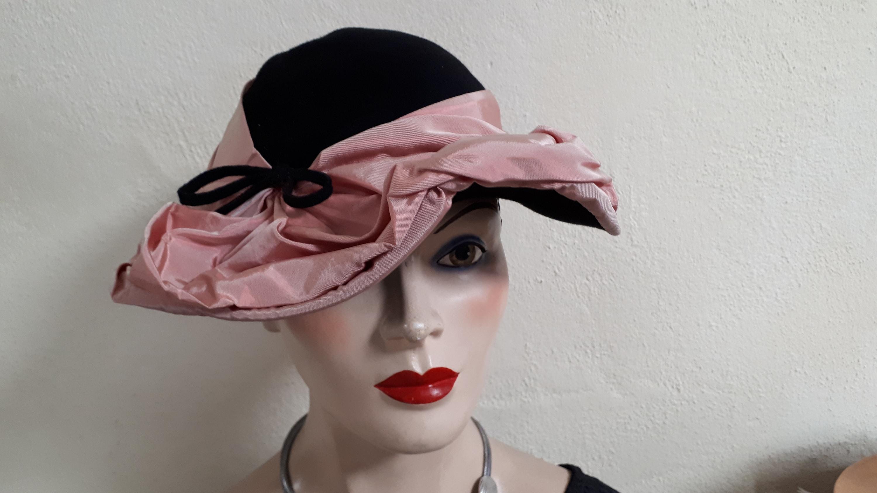 Jonquil Original Hat - Etsy display picture 1
