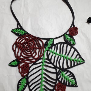 MARIO FIORINI necklace, ROSES, lasercut pvc, black red & green