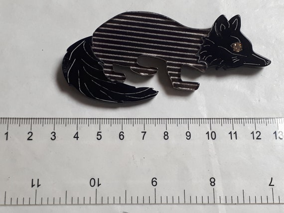 Jean Marie Poinot, FOX BROOCH, black & white, sig… - image 2