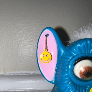 NOS Vintage 90s Y2K Smiley Face Dangling Earrings