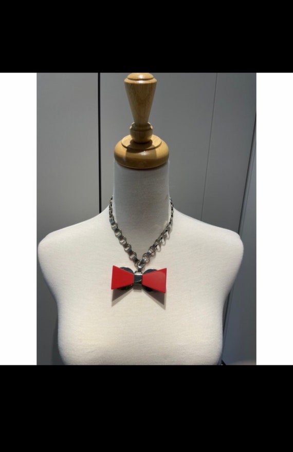 marc jacobs bow necklace