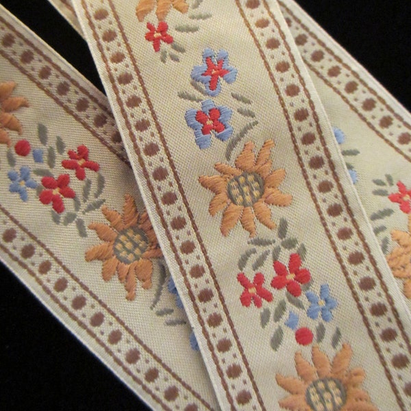 450.2  Edelweiss trim, Edelweiss ribbon, German ribbon, Oktoberfest, jacquard trim "Edelweiss" mocha - 1-3/8" (35mm), folk trim, German trim