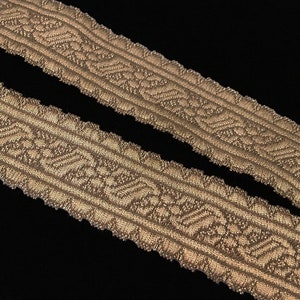 830.2 Rope and Flower - Scallop metallic antique-gold galloon trim  1-1/4" (30mm), metallic gold trim, metallic trim, vestment trim