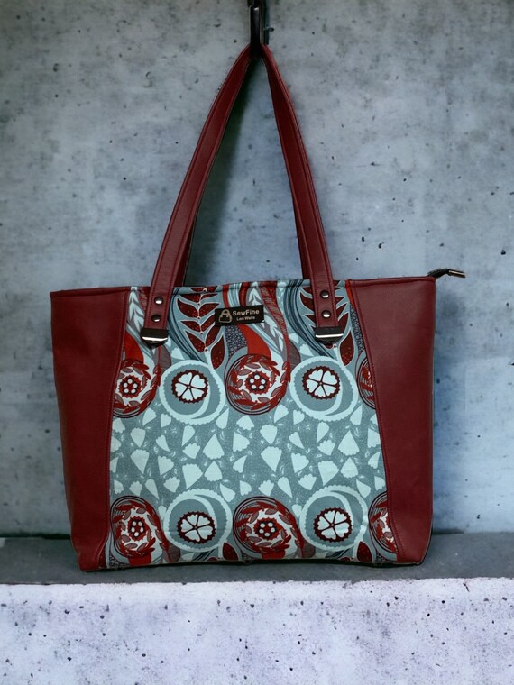 Everyday Tote by Bagstock Designs