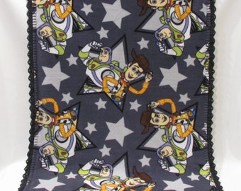 Toy Story Woody/Buzz Lightyear Fleece Blanket in Dark Gray