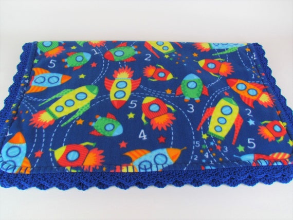 Counting the Jungle Babies Fleece Baby Blanket in Blue