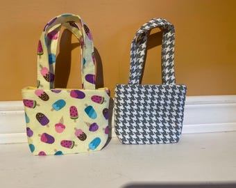 Market tote for 18 inch doll