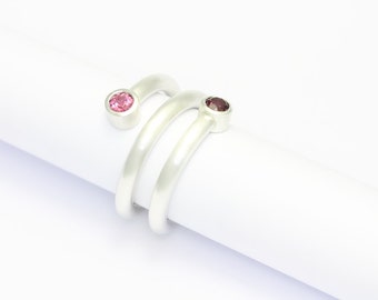 Coiles ring Duet - tourmaline and rhodolite