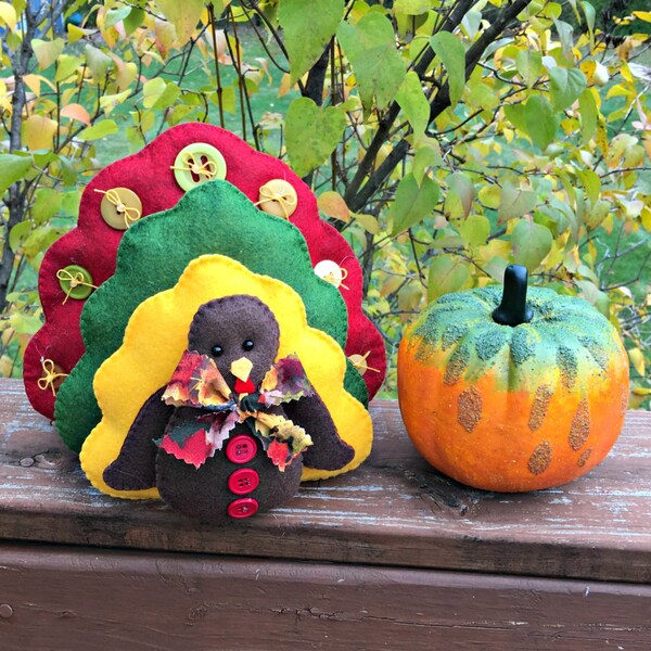 Thanksgiving Turkey Centerpiece - Fall Decor - Felt Handstitched - Very Plump - Goble Goble