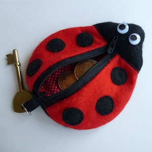 Printable Pattern - Ladybug Key Chain Coin Purse Bag Wristlet - Instant PDF Sewing Pattern Download Downloadable Tutorial