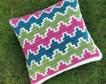 CROCHET PATTERN - Zany Zig Zag - Overlay Mosaic Crochet - Easy Fun Project - Blanket Cushion Bag Mat