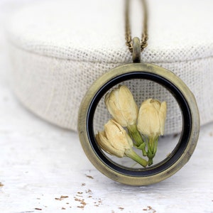 Jasmine Necklace, Jasmine Jewelry, Real Jasmine, Dried Jasmine Locket, Terrarium Locket, Dried Flowers Jewelry, Real Flowers Locket image 2