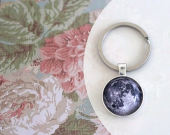 Moon, Moon Keychain, Full Moon Keychain, Space Keychain, Space, Galaxy Keychain, Solar System Keychain, Planet Keychain, Space Accessories