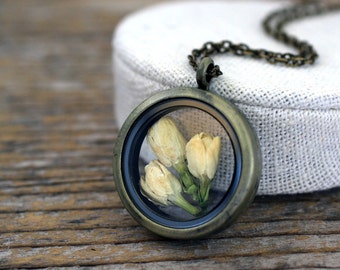 Jasmine Necklace, Jasmine Jewelry, Real Jasmine, Dried Jasmine Locket, Terrarium Locket, Dried Flowers Jewelry, Real Flowers Locket