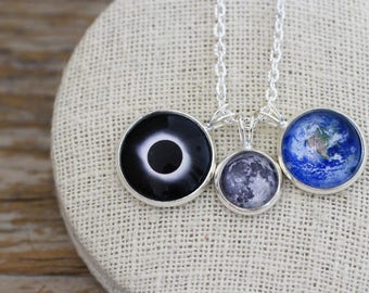 Solar Eclipse, Solar Eclipse Necklace, Sun Moon and Earth, Sun Jewelry, Sun Necklace, Sun, Black Sun, Space Jewelry, Solar System