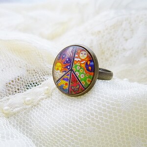 Anello segno di pace, anello della pace, mandala stagioni, anello mandala stagioni, anello mandala, anello delle stagioni, segno di pace, anello del sole, gioielli hippie