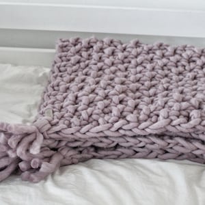 Chunky knit blanket chunky knit throw woolen blanket merino wool blanket baby blanket warm blanket thick blanket pink blanket image 2