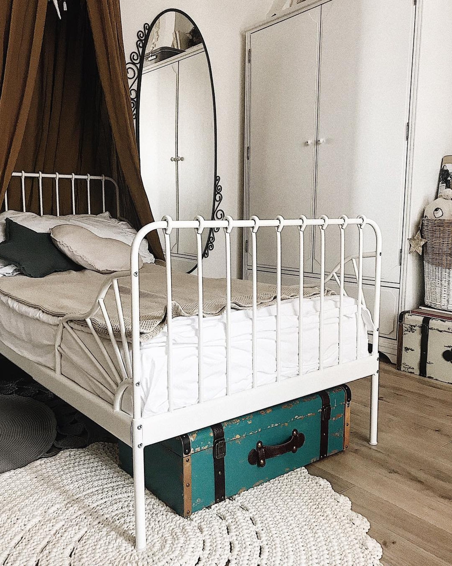 Round Nursery Rug Neutral Floral Nursery Décor Neutral Rug Etsy