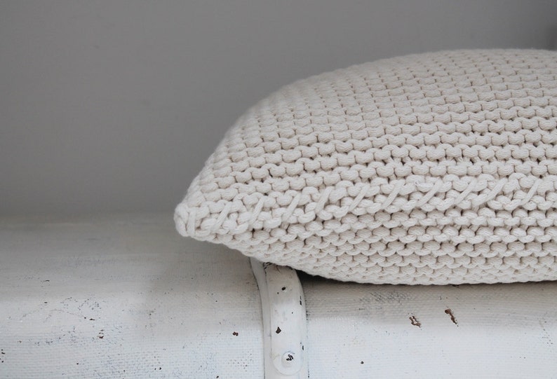 Chunky Knit Cushion, Chunky Knit Throw Pillow, Ivory Knitted Cusion, Knitted Home Decor, Chunky Knit Scandinavian Decor, Housewarming Gift image 2