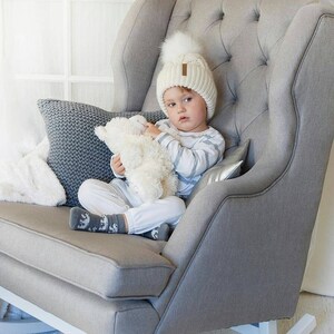 chunky knitted cushion pillow