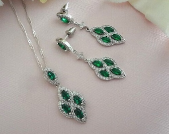 Emerald Wedding Jewelry Necklace and Earrings Green Bridal Jewelry Emerald Drop Earrings Irish Wedding Emerald Green Necklace Set for Bride