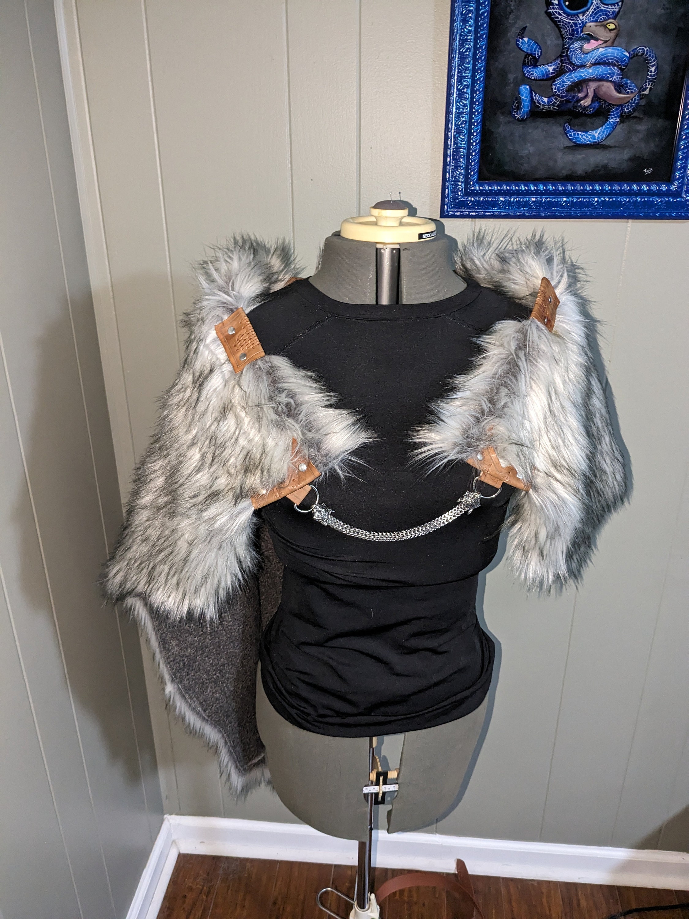 Vikings Fur Mantle, Icelandic Sheepskin Fur Choose Size /P/ AB 