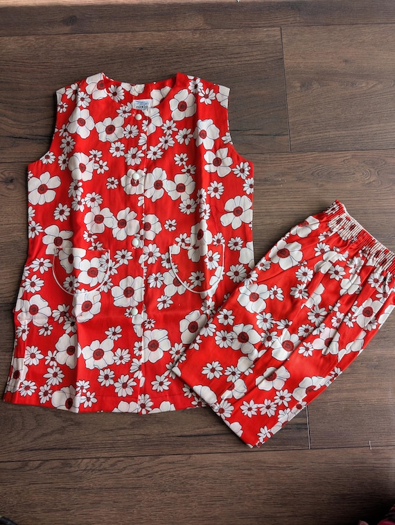 Deadstock 1970's Cuckoo Cotton Two Piece Top & Bell-bottoms Red White Floral Size 26