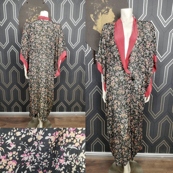 Original 1920's Silk Art Deco Floral Design Kimono Robe - Fair Condition - Only 85 Pounds!