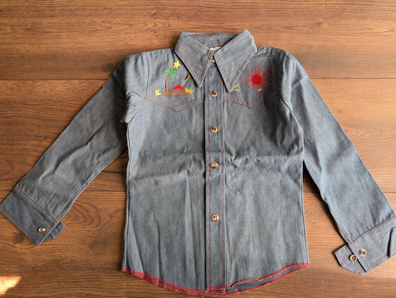 Deadstock 1970's Cuckoo Cotton Denim Shirt Embroidery Design Size 9/10 Chest 30"