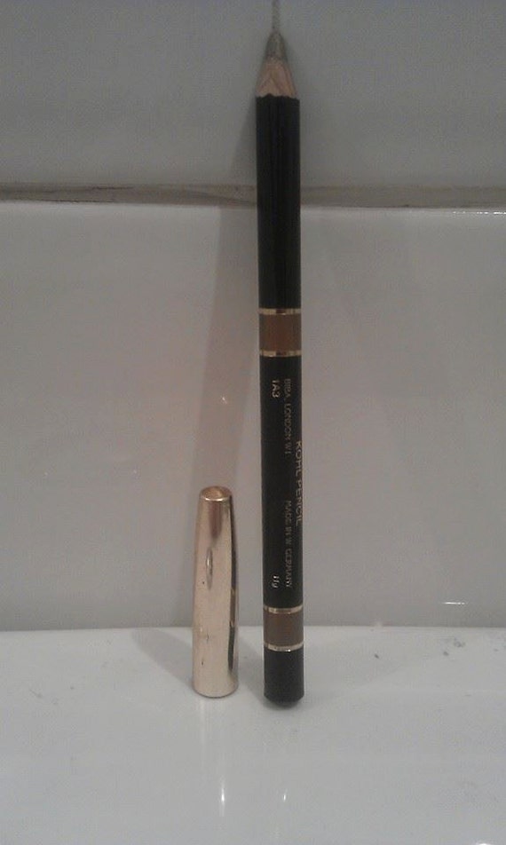 Original 1970s Biba Kohl Pencil In Gold - Great Condition Part Of Bankrupt Stock - Only 4 pounds!