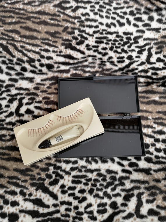 Original 1970s Biba Plum Lower Eyelash Set - Good Condition - Only 30 Pounds!