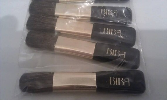 Original 1970s Biba Small Makeup Brushes - Pack Of Five - Great Condition Part Of Bankrupt Stock - Only 5 pounds!