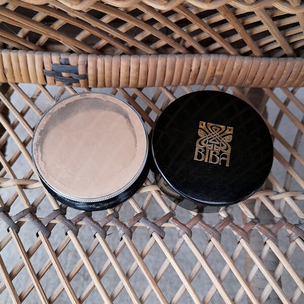 Original 1970's Biba Loose Powder Yellow 3 - Good Condition - Only 20 Pounds